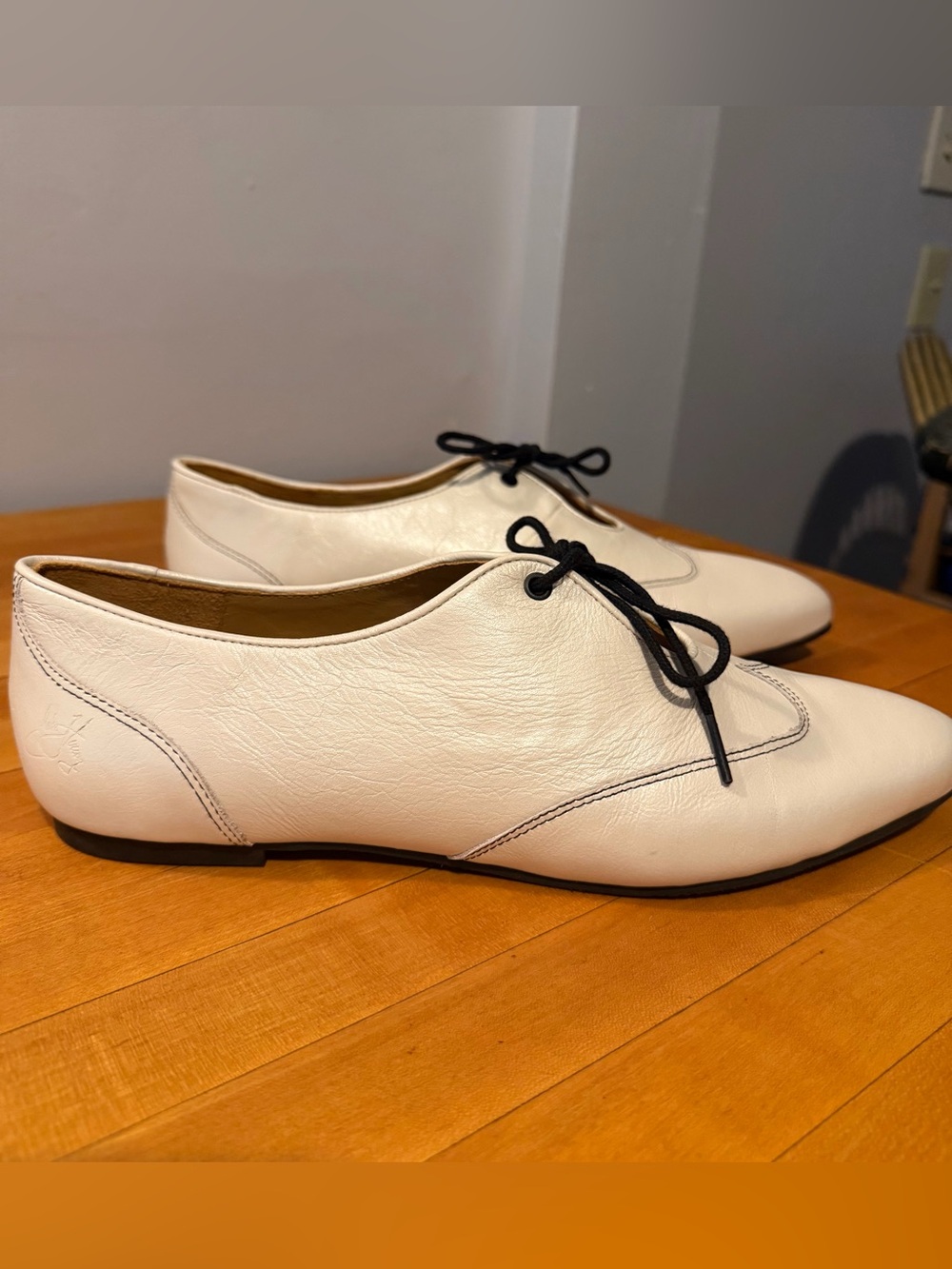 John Fluevog Sirens size 10.5 - Picture 3 of 6